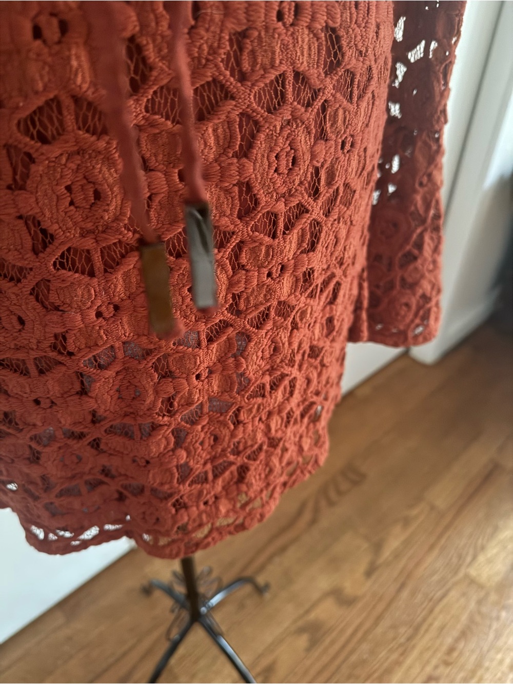 Free People Rust Crochet Lace Bell Sleeve Lined Festival Boho Mini Dress Sz 0 - Picture 8 of 15